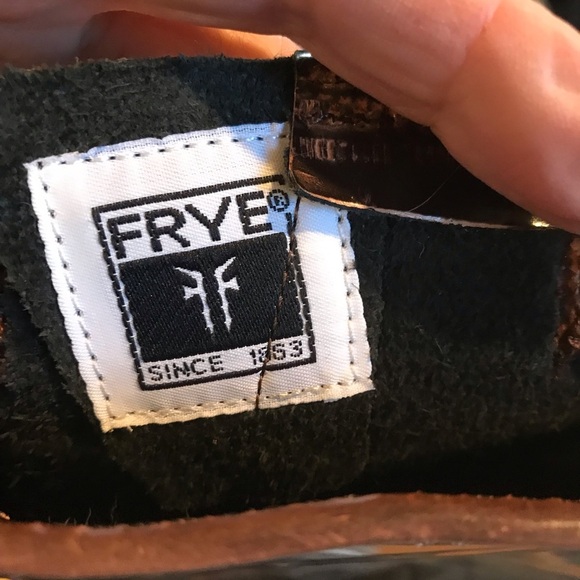 ▪️RARE FRYE Patent Leather Weather/Riding Boots - Picture 5 of 11